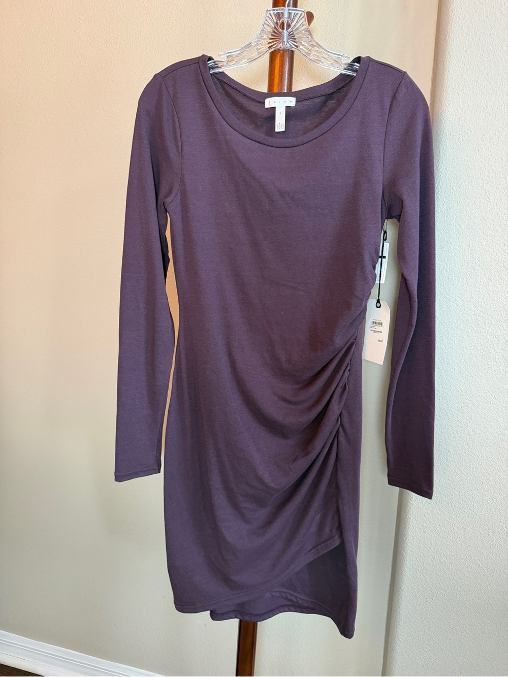 Leith Scoop Neck Long Sleeve Dress in Plum